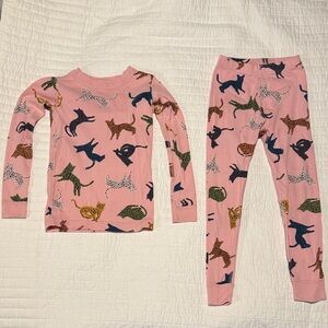 Hanna Andersson Pink Cat Print Pajama Set